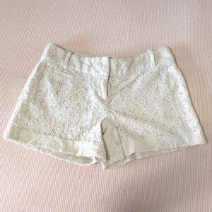 Ann Taylor LOFT Cream Lace Shorts | Size 00